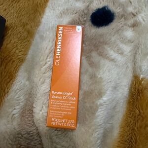 Ole Henriksen Banana Bright CC Stick in Orange